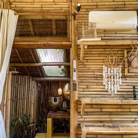The Bamboo Houses - Tropical Garden & Empty Beach General Luna  Buitenkant foto