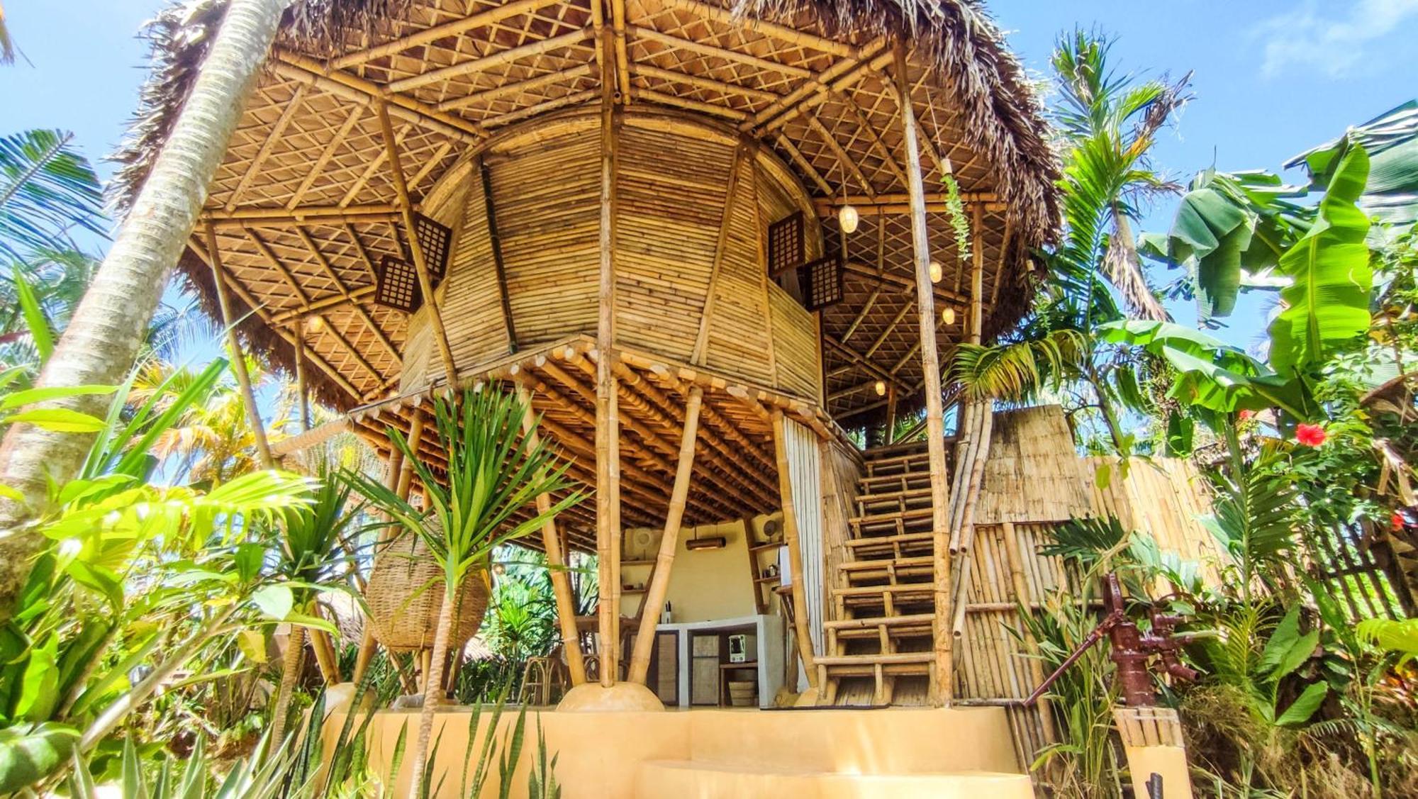 The Bamboo Houses - Tropical Garden & Empty Beach General Luna  Buitenkant foto