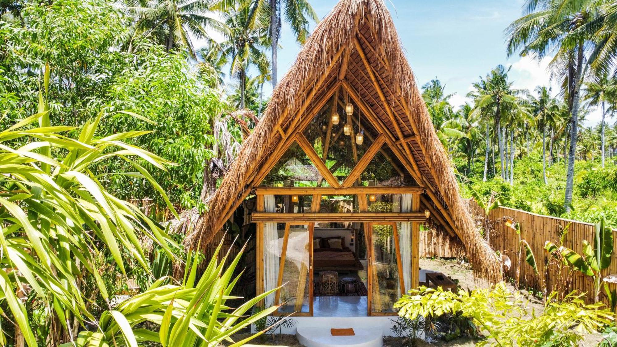 The Bamboo Houses - Tropical Garden & Empty Beach General Luna  Buitenkant foto